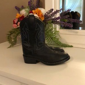 Black leather cowboy boots